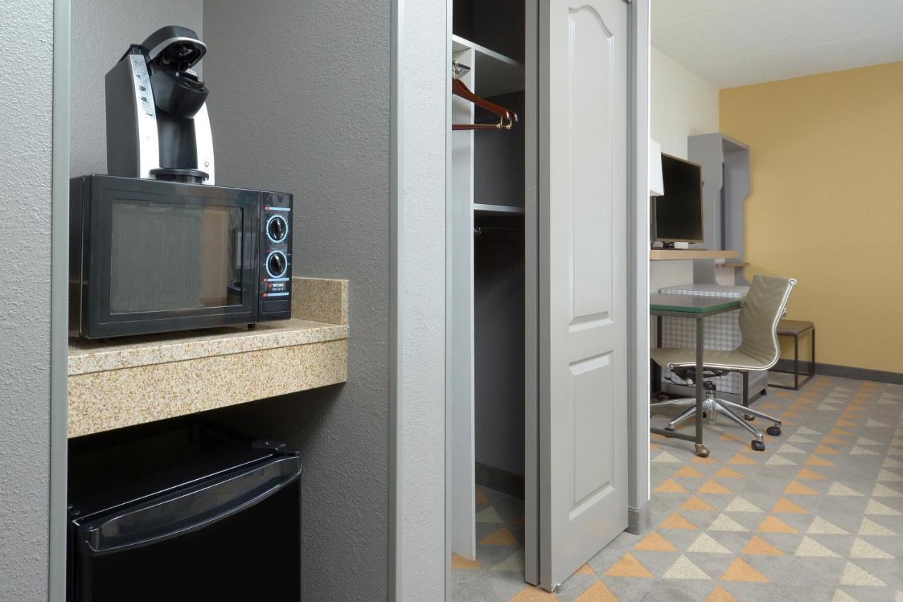 Holiday Inn Raleigh Durham Airport By Ihg Morrisville Buitenkant foto